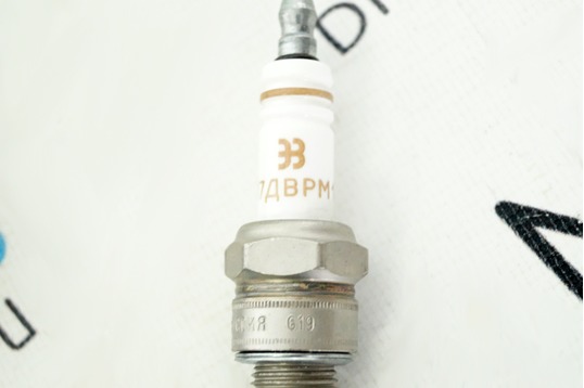 Комплект свечей зажигания Standard для 8-клапанных ВАЗ и Датсун