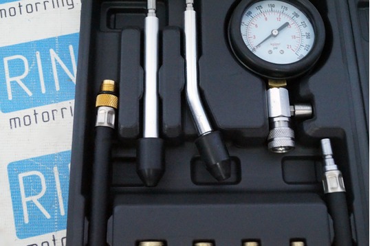 Компрессометр бензиновый (набор 8 предметов) «АвтоDело» 40068