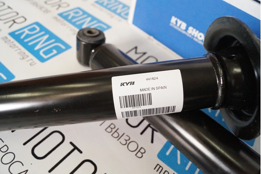 Оригинальные масляные амортизаторы задней подвески KYB Premium (Каяба) для ВАЗ 2108-15