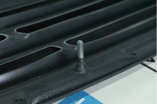 Декоративная решетка радиатора 4 полосы для Лада Гранта