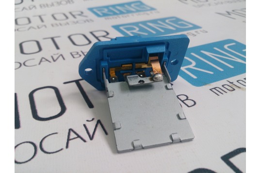 Резистор электронного вентилятора отопителя для Лада Калина 2 без кондиционера