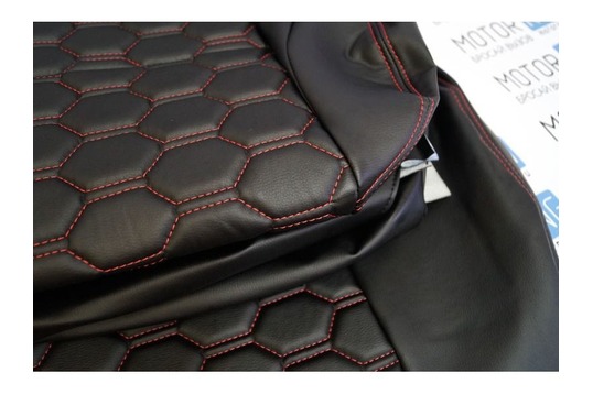 Обивка сидений (не чехлы) экокожа гладкая с цветной строчкой Соты для Лада Приора 2 хэтчбек