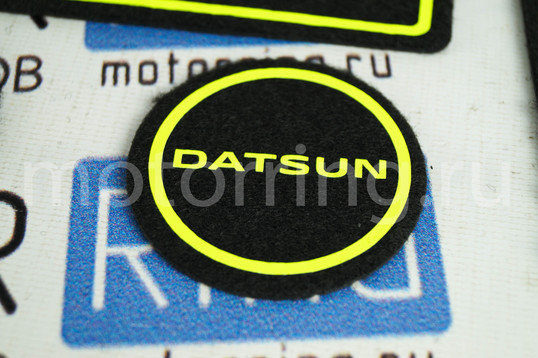 Ворсовые коврики панели приборов с флуоресцентным указанием названия марки для Датсун Он-До, Ми-До