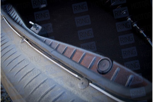 Накладка в проем багажника АртФорм для Рено Логан 2 с 2014 года выпуска_1