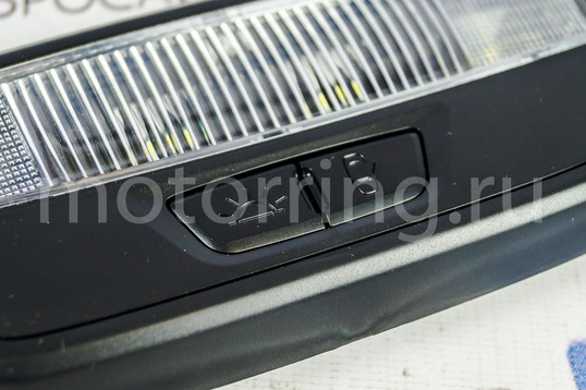 Оригинальный плафон освещения заднего ряда сидений Спорт черный для Лада Веста, Икс Рей