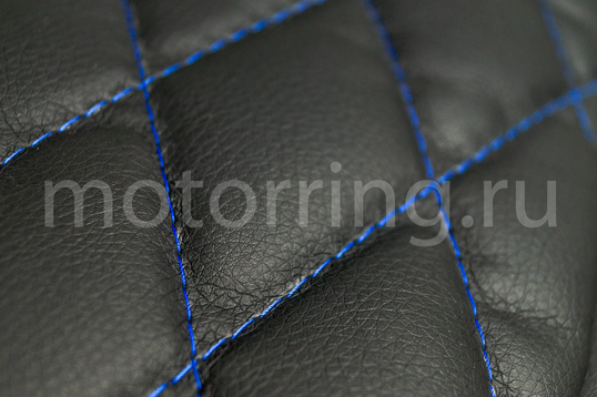 Обивка сидений (не чехлы) экокожа гладкая с цветной строчкой Ромб, Квадрат для Лада Приора 2 седан