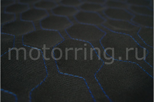 Обивка сидений (не чехлы) черная ткань, центр из ткани на подкладке 10мм с цветной строчкой Соты для 3-дверной Лада 4х4 (Нива) 21213, 21214