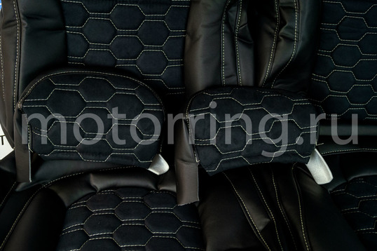 Обивка (не чехлы) сидений Recaro экокожа с алькантарой (цветная строчка Соты) для ВАЗ 2111, 2112, Лада Приора хэтчбек, универсал
