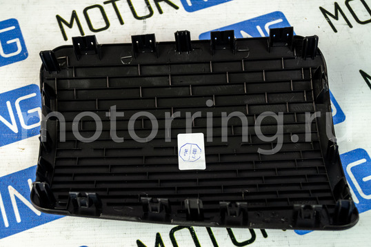 Заглушка вместо подушки безопасности (муляж) в панель приборов для Лада Калина 2, Гранта, Гранта FL