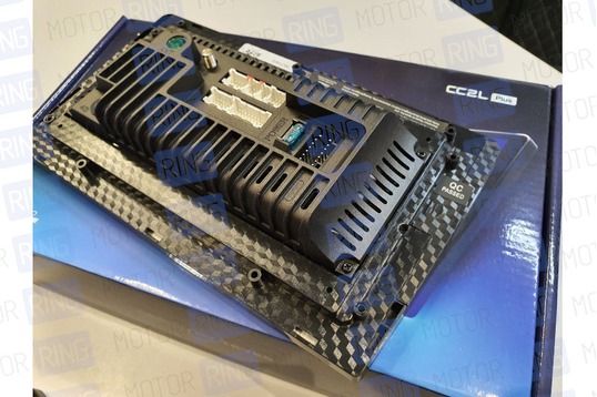 Мультимедийная система (магнитола) Teyes CC2LPlus 9 дюймов Андроид 8.1 (4 ядра, 2/32Gb) с комплектом для установки для Лада Веста