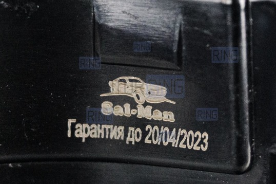 Бегающие повторители поворота Sal-Man Лексус Стайл тонированные (с квадратными секциями) в зеркала образца 2015 года для Лада Веста