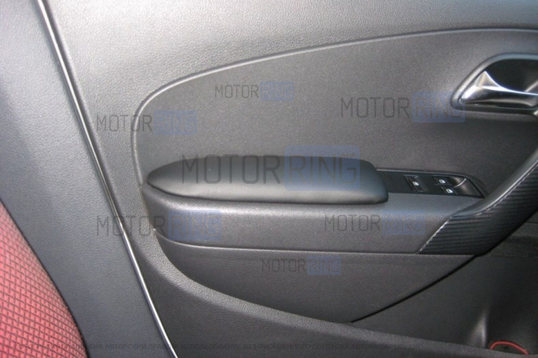 Подлокотники ArmAuto на задние двери для Volkswagen Polo 2013-2019 г.в_1