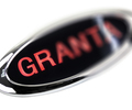 Светодиодный шильдик Sal-Man с красной надписью Granta для Лада Гранта_5