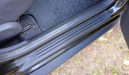 Накладки на внутренние пороги дверей Русская Артель со скотчем для renault duster 2010-2020 г.в., nissan terrano 2014-2022 г.в.