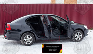 Накладки на внутренние пороги дверей Русская Артель со скотчем для skoda octavia a5 2008-2013 г.в.