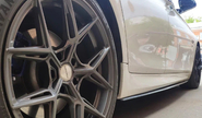 Черные лаковые накладки на пороги inmax для bmw 5 (f10)