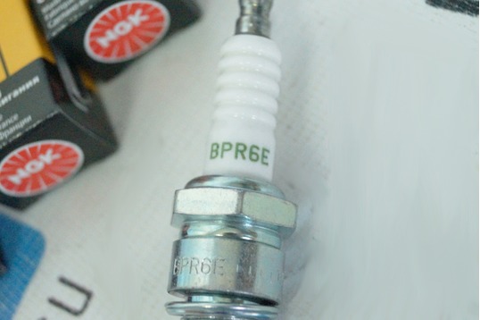 Свечи зажигания NGK №2 с резистором для карбюраторных ВАЗ 2101-2107, 2108-21099