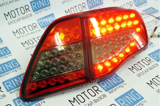 Светодиодные задние тюнинг фонари красные тонированные на Toyota Corolla 2007-2009 г.в.