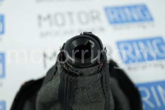 Рукоятка и чехол КПП кожзам с красной строчкой для Лада Приора 2 с тросовым приводом