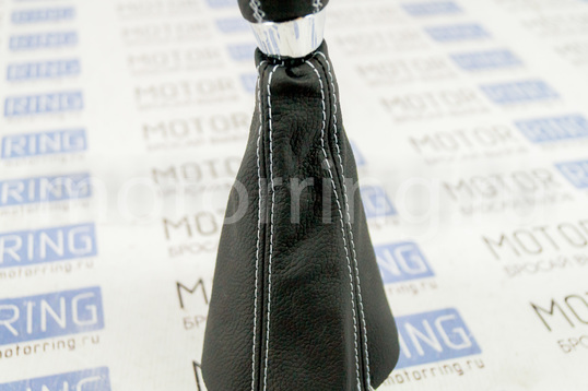 Ручка КПП с прострочкой с пыльником для Лада Веста с тросовым приводом