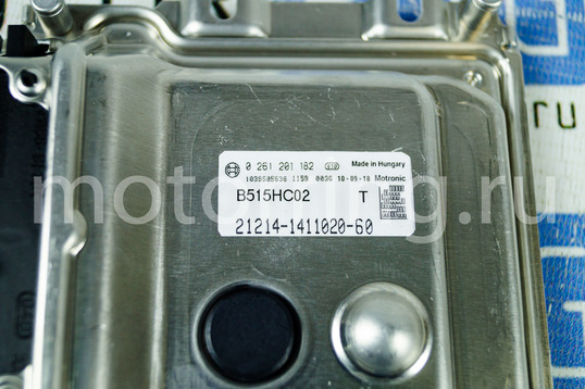 Контроллер ЭБУ BOSCH 21214-1411020-60 (ME17.9.7 E-GAS) под электронную педаль газа для Лада 4х4, Нива Легенд