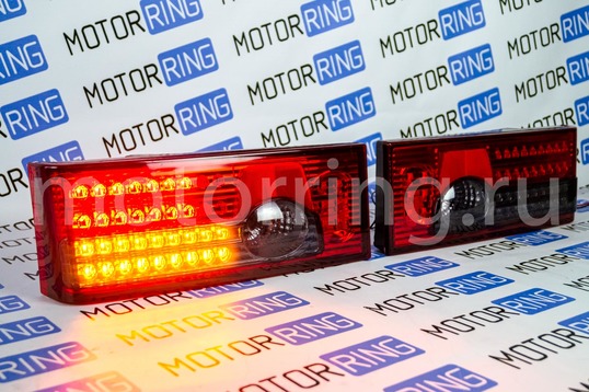Светодиодные задние фонари красные с серой полосой и бегающим поворотником для ВАЗ 2108-21099, 2113, 2114_1