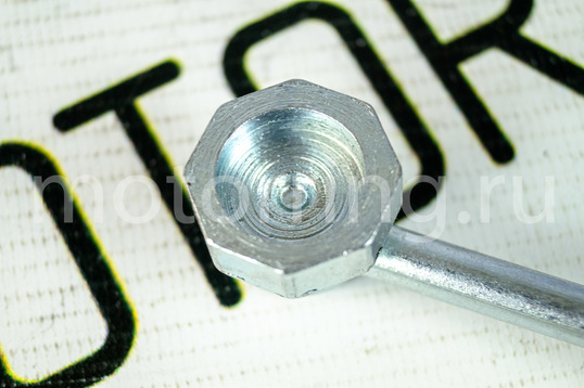 Ключ для подтяжки рулевой рейки 2110 - 2115.(КПРЕЙ10МС).