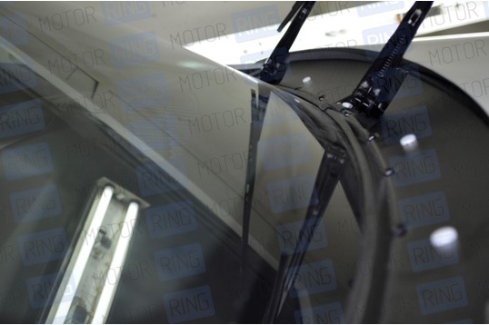 Накладка в проем стеклоочистителей (жабо) КАРТ №3MK с покрытием для Рено Дастер с 2015 г.в.