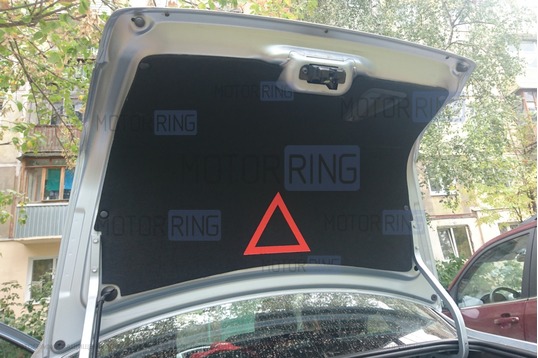 Ворсовая обивка крышки багажника с аварийным знаком для Datsun on-DO_1