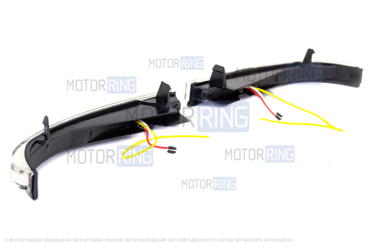 Динамические повторители поворота Лексус Стайл белые матовые с многоцветным миганием в зеркала для Лада Приора 2