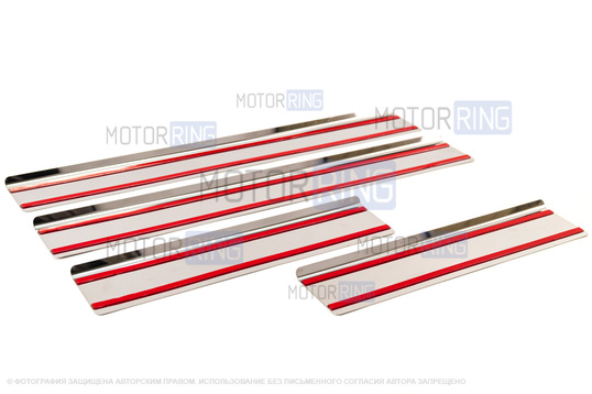 Накладки из нержавеющей стали AutoMax на внутренние пороги с гравировкой названия модели для Рено Логан 2 с 2014 г.в.
