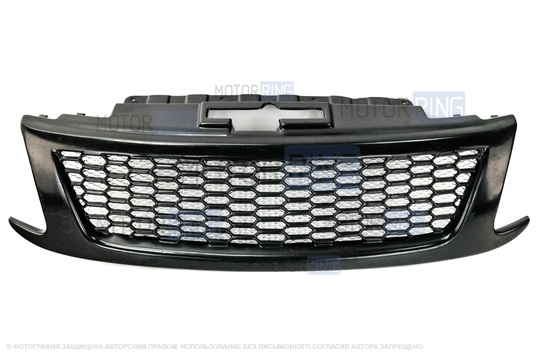 Защитная сетка и заглушка решетки переднего бампера Lada Granta (лифтбек, седан) 2014—2018