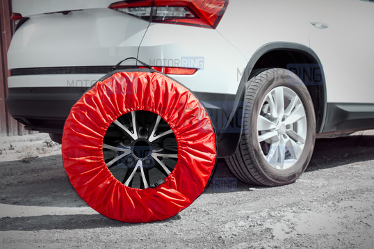 Черно-красные чехлы AutoFlex для хранения автомобильных колес размером от 15 до 20 дюймов