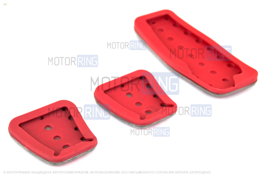 Накладки на педали Sal-Man с красными резиновыми вставками для ВАЗ 2114-2115, Лада 4х4, Нива Легенд, Тревел, Калина, Приора, Гранта, Шевроле Нива, Датсун с МКПП и Е-газ Bosch
