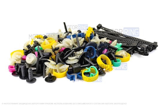 Набор пластмассовых изделий на кузов для ВАЗ 2108-21099