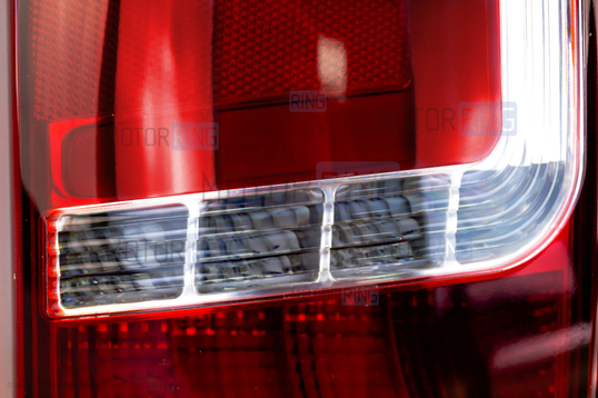 LED задние фонари красные Тюн-Авто с бегающим (динамическим) повторителем для Лада 4х4 (Нива) 21213, 21214, 2131