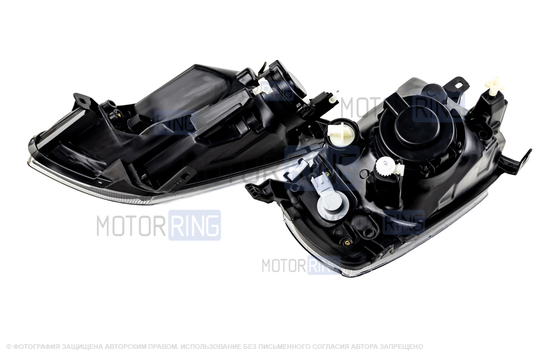 Тюнинг фары в черном корпусе с диодными ДХО для Лада Гранта