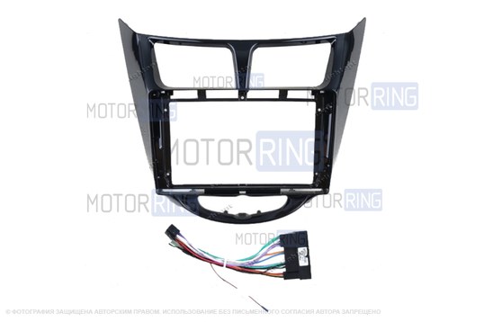 Комплект под установку 9-ти дюймовой мультимедиа с черной лаковой консолью для Hyundai Solaris 2010-2016 г.в._1