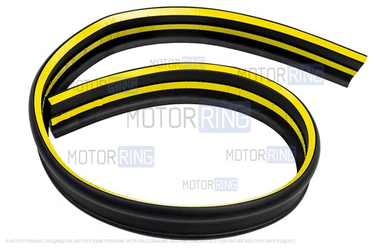 Верхний уплотнитель задней двери (Водослив) со скотчем 3М для Шевроле Нива, Лада Нива Тревел