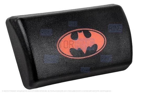 Крышка кнопки аварийной сигнализации Batman для Лада Приора с 2013 г.в.