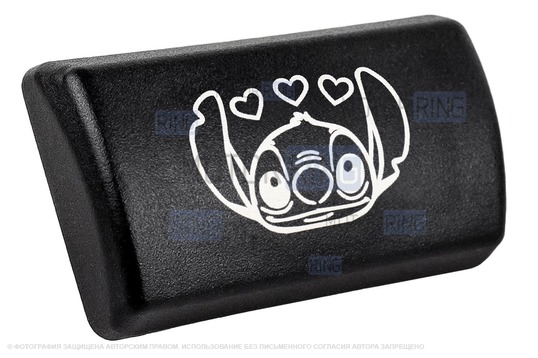 Крышка кнопки аварийной сигнализации Stitch белый для Лада Приора с 2013 г.в.