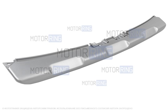 Накладка переднего бампера серебристая для Renault Sandero Stepway 2014-2018 г.в._1
