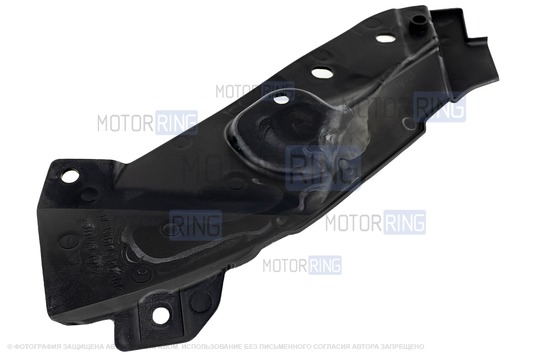 Кожух правой фары для Лада Приора