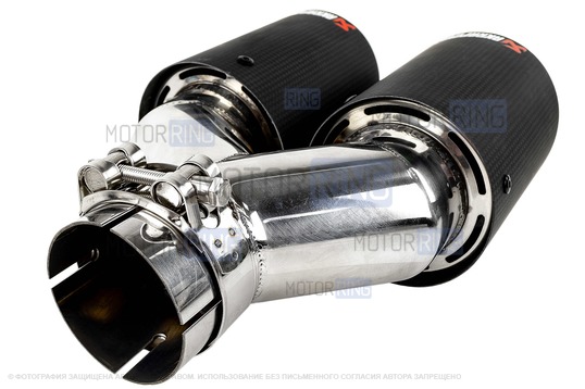 Раздвоенная насадка глушителя Akrapovic открытого типа из нержавеющей стали со скосом и накладками матовый карбон
