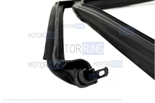 Уплотнитель заднего правого опускного стекла рамочный для Лада Икс Рей