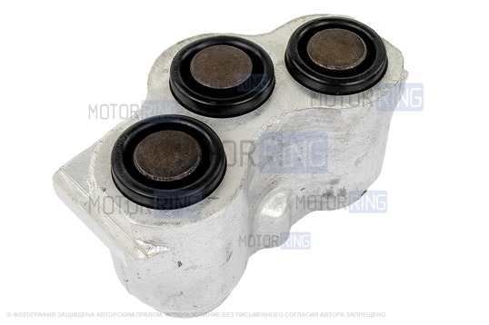 Цилиндр переднего тормоза левый АГК для Лада 4х4 (Нива) 1977-2016 г.в., Шевроле Нива 2002-2016 г.в.