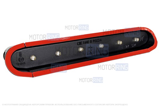 Дополнительный диодный стоп-сигнал ЛайтТек на заднее стекло для ВАЗ 2104, Лада 4x4, Нива Легенд