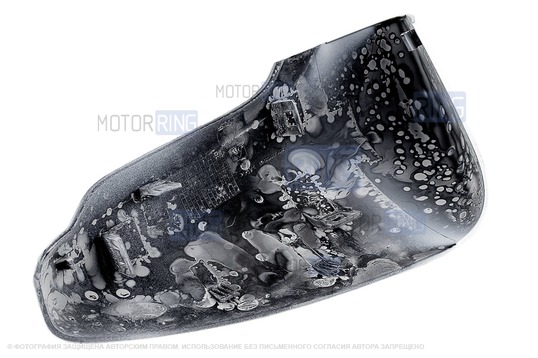 Накладка правого зеркала образца от 2014 года в цвете Белое облако (240) под повторитель поворотника для Лада Гранта, Гранта FL