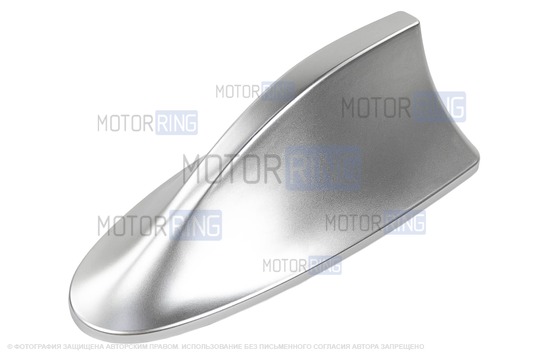 Серебристая антенна-плавник на крышу автомобиля