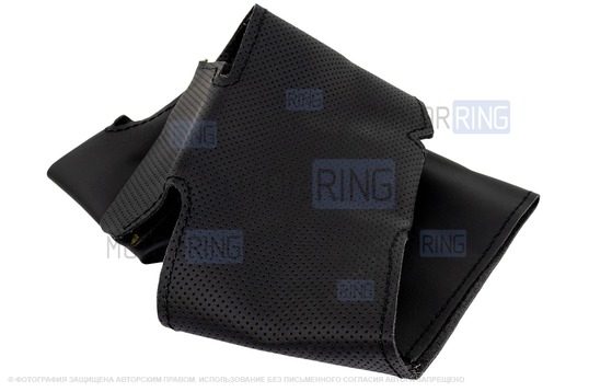 Кожаная оплетка руля Sal-Man анатомической формы с черной строчкой для Лада Гранта